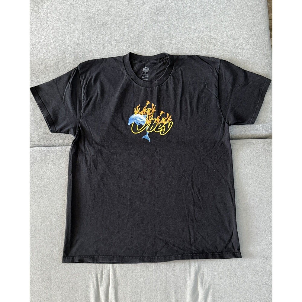 Obey T Shirt Dolphin In Flames Men’s size XL
